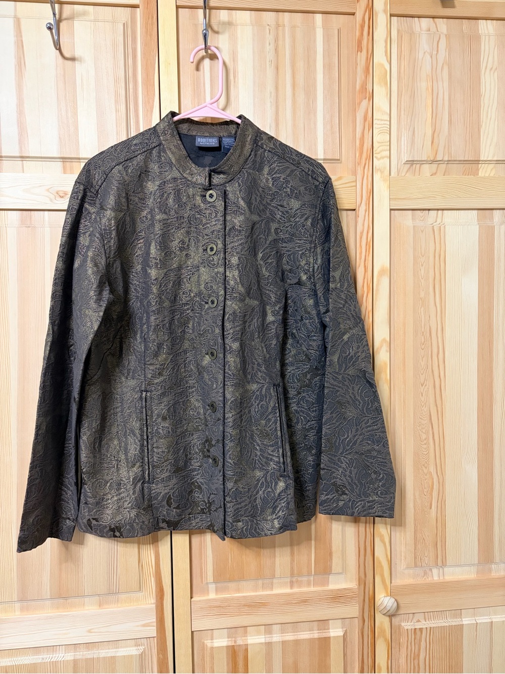 Chico's Metallic Paisley Button Jacket in Black and Gold